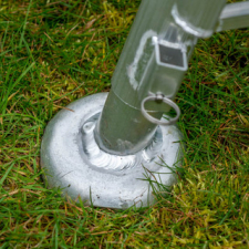 Wide Foot on Henchman Ladder