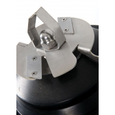 Sharp cutting blade mechanism for an apple mill.