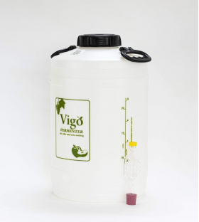 Vigo Presses 30 litre fermenter with airlcok and bung